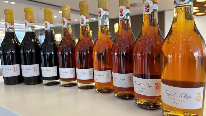 Vinous tokaji bottles