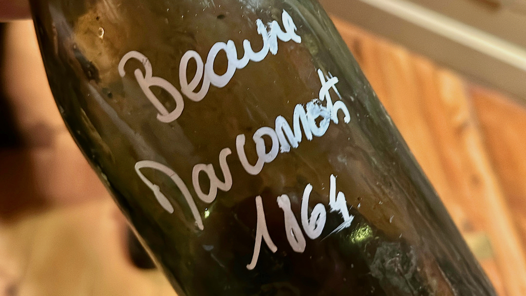 Bouchard pere fours cover vinous