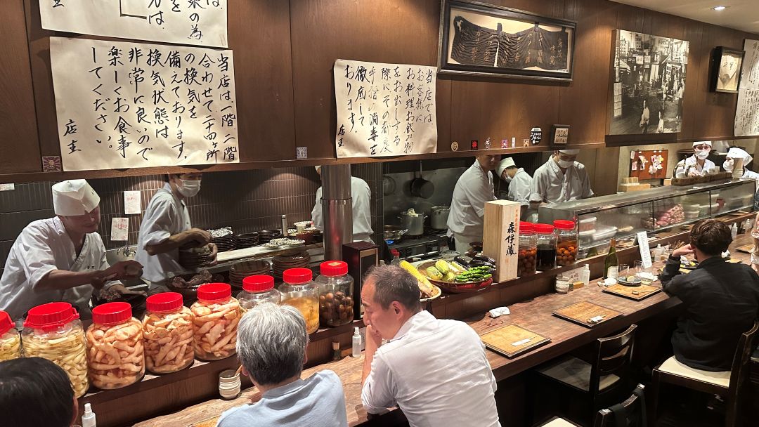 Torishige interior vt