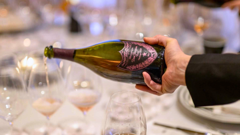 Dom perignon vertical cover vinous