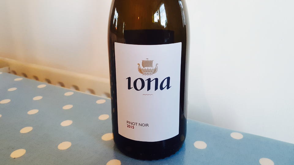 2015 Iona Vineyards Pinot Noir 